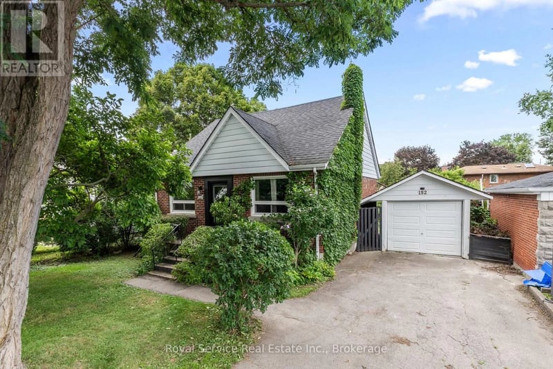 152 Harmony Road South, Oshawa (Donevan), Ontario, L1H6T5, Oshawa (Donevan), Ontario — photo 1 of 5