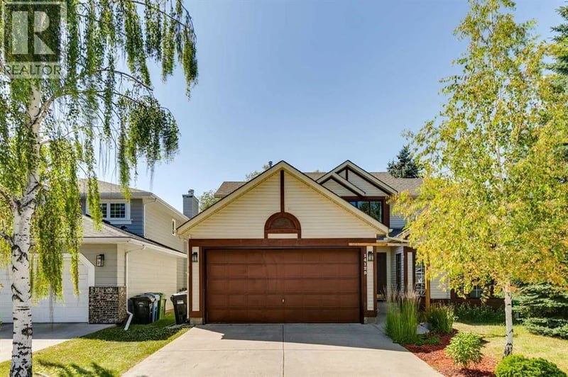 14125 Evergreen Street Southwest, Calgary, Alberta, T2Y3A4, Calgary, Alberta — photo 1 of 5