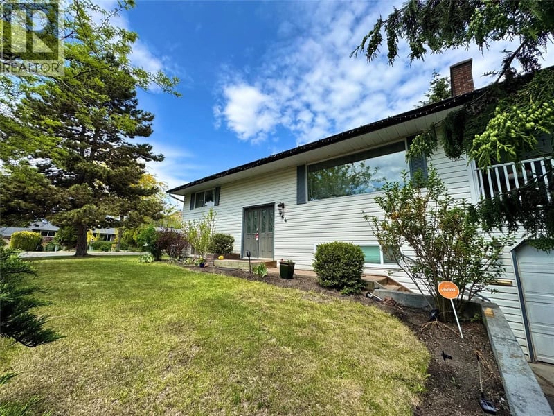 964 Tronson Drive, Kelowna, British Columbia, V1Y4E1, Kelowna, British Columbia — photo 1 of 5