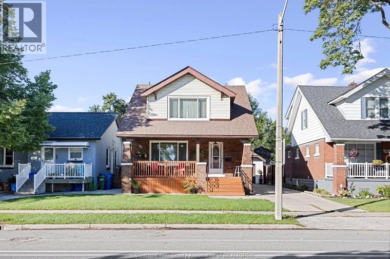 1863 PILLETTE, Windsor, Ontario, N8T1P2, Windsor, Ontario — photo 1 of 5