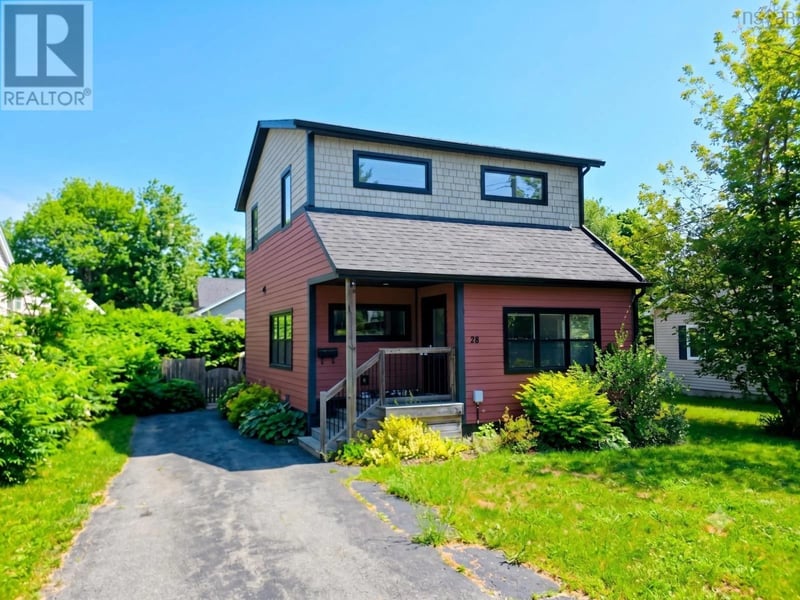 28 Pine Grove Drive, Halifax, Nova Scotia, B3R1S1, Halifax, Nova Scotia — photo 1 of 5