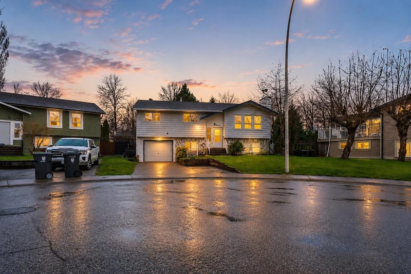 26824 ALDER Drive, Langley, British Columbia, V4W3G9, Langley, British Columbia — photo 1 of 5