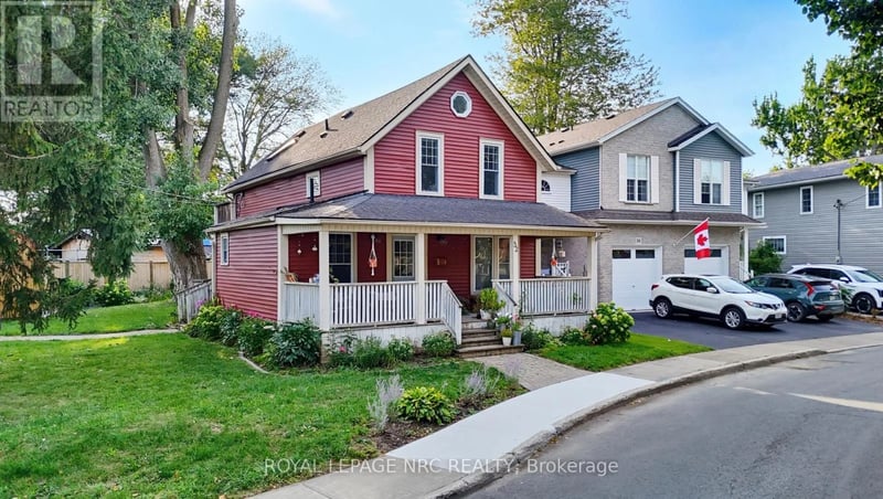 #2 52 Queens Circle, Fort Erie (Crystal Beach), Ontario, L0S1B0, Fort Erie (Crystal Beach), Ontario — photo 1 of 5