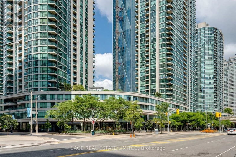 #2711 16 Yonge Street, Toronto (Waterfront Communities), Ontario, M5E2A1, Toronto (Waterfront Communities), Ontario — photo 1 of 5
