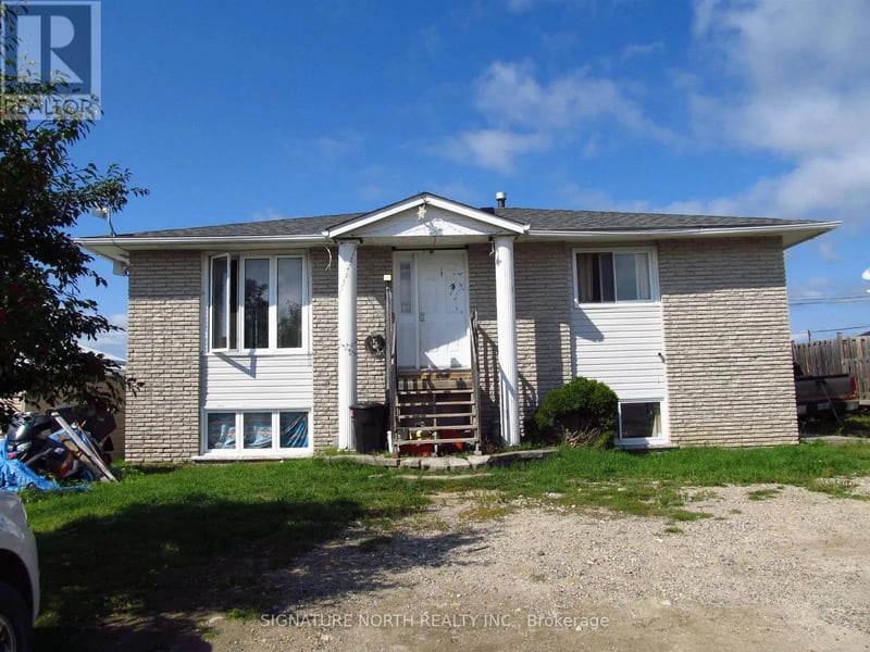 110 Woodcrest, Greenstone (Longlac), Ontario, P0T2A0, Greenstone (Longlac), Ontario — photo 1 of 5