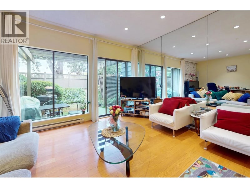 #18 10391 NO. 3 Road, Richmond, British Columbia, V7A4V2, Richmond, British Columbia — photo 1 of 5