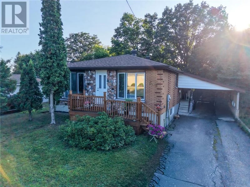595 Brophy Street, Massey, Ontario, P0P1P0, Massey, Ontario — photo 1 of 5