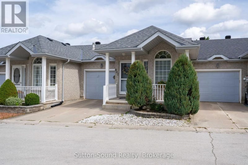 907 9th A Avenue East, Owen Sound, Ontario, N4K6Y4, Owen Sound, Ontario — photo 1 of 5