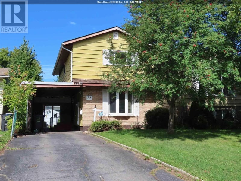 32 Breton RD, Sault Ste Marie, Ontario, P6B5W6, Sault Ste Marie, Ontario — photo 1 of 5