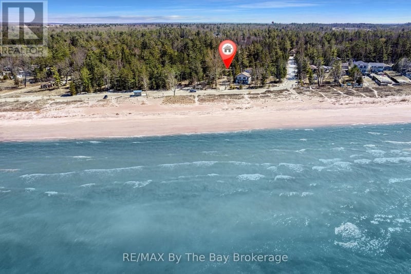 278 Coastline Drive, Wasaga Beach, Ontario, L9Z2M4, Wasaga Beach, Ontario — photo 1 of 5