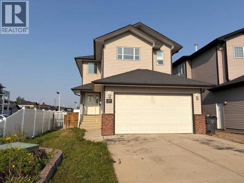 197 Vista Road Southeast, Medicine Hat, Alberta, T1B4Y4, Medicine Hat, Alberta — photo 1 of 5