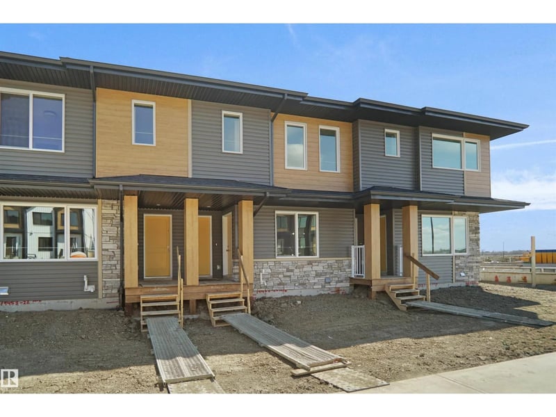 19455 22 AV NW, Edmonton, Alberta, T6M3J3, Edmonton, Alberta — photo 1 of 5