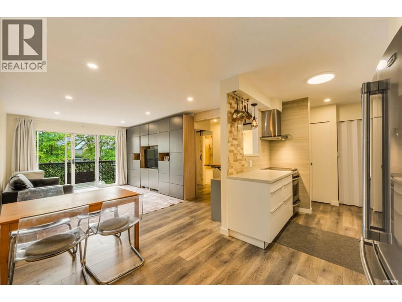 #310 428 AGNES Street, New Westminster, British Columbia, V3L1G1, New Westminster, British Columbia — photo 1 of 5