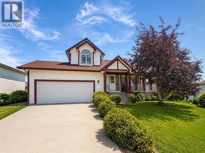 9337 Berge Drive, Grande Cache, Alberta, t0e0y0, Grande Cache, Alberta — photo 1 of 5