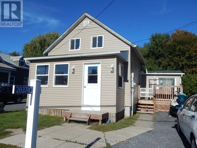 20371 County Rd 2 Road, South Glengarry, Ontario, K0C2C0, South Glengarry, Ontario — photo 1 of 5