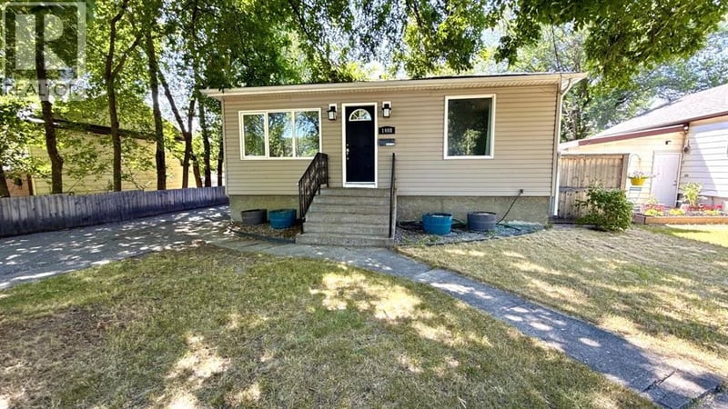1408 12 Avenue South, Lethbridge, Alberta, T1K0M9, Lethbridge, Alberta — photo 1 of 5
