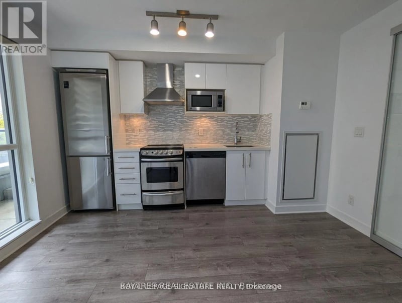 #413 58 Orchard View Boulevard, Toronto (Yonge-Eglinton), Ontario, M4R1B9, Toronto (Yonge-Eglinton), Ontario — photo 1 of 5
