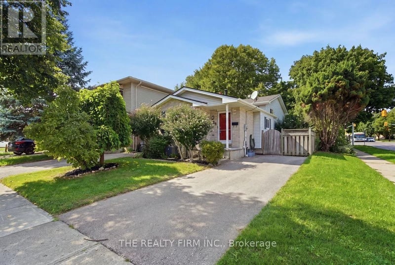 258 Olympic Crescent, London North (North I), Ontario, N6G3P7, London North (North I), Ontario — photo 1 of 5