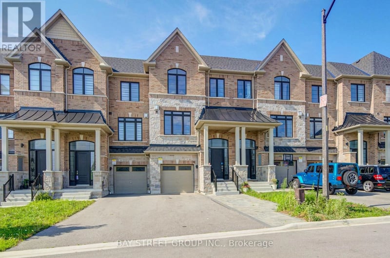 36 Elkington Crescent, Whitby, Ontario, L1P0L7, Whitby, Ontario — photo 1 of 5
