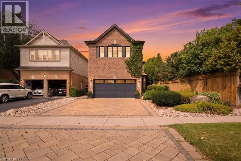 40 PREMIER Road, Waterdown, Ontario, L8B0K7, Waterdown, Ontario — photo 1 of 5