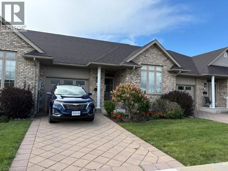 #11 44 LIVINGSTON Boulevard, Baden, Ontario, N3A4M7, Baden, Ontario — photo 1 of 5