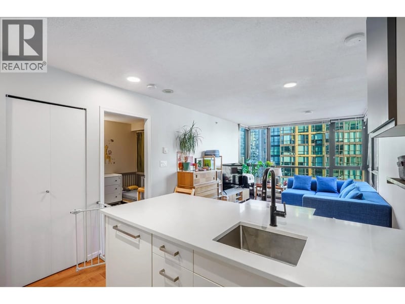 #1706 1367 ALBERNI Street, Vancouver, British Columbia, V6E4R9, Vancouver, British Columbia — photo 1 of 5