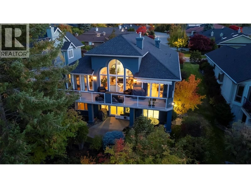 4187 Gallaghers Crescent, Kelowna, British Columbia, V1W3Z9, Kelowna, British Columbia — photo 1 of 5