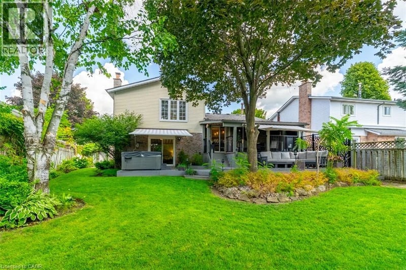 619 MOORELANDS Crescent, Milton, Ontario, L9T4B3, Milton, Ontario — photo 1 of 5