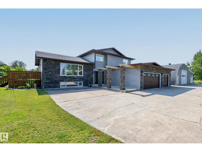 #49 52349 RGE ROAD 222, Rural Strathcona County, Alberta, T8C1A4, Rural Strathcona County, Alberta — photo 1 of 5