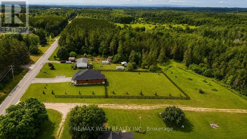 4098 Concession 12 Sunnidale Road, Clearview, Ontario, L0M1S0, Clearview, Ontario — photo 1 of 5