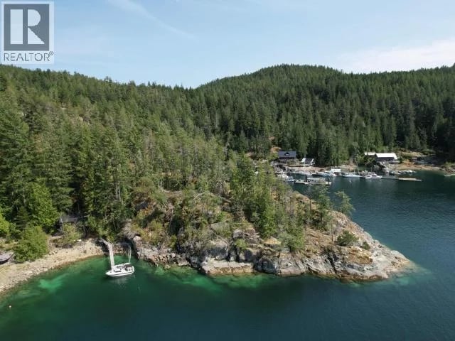 REFUGE COVE, Remote Areas, British Columbia, V0P0P0, Remote Areas, British Columbia — photo 1 of 5