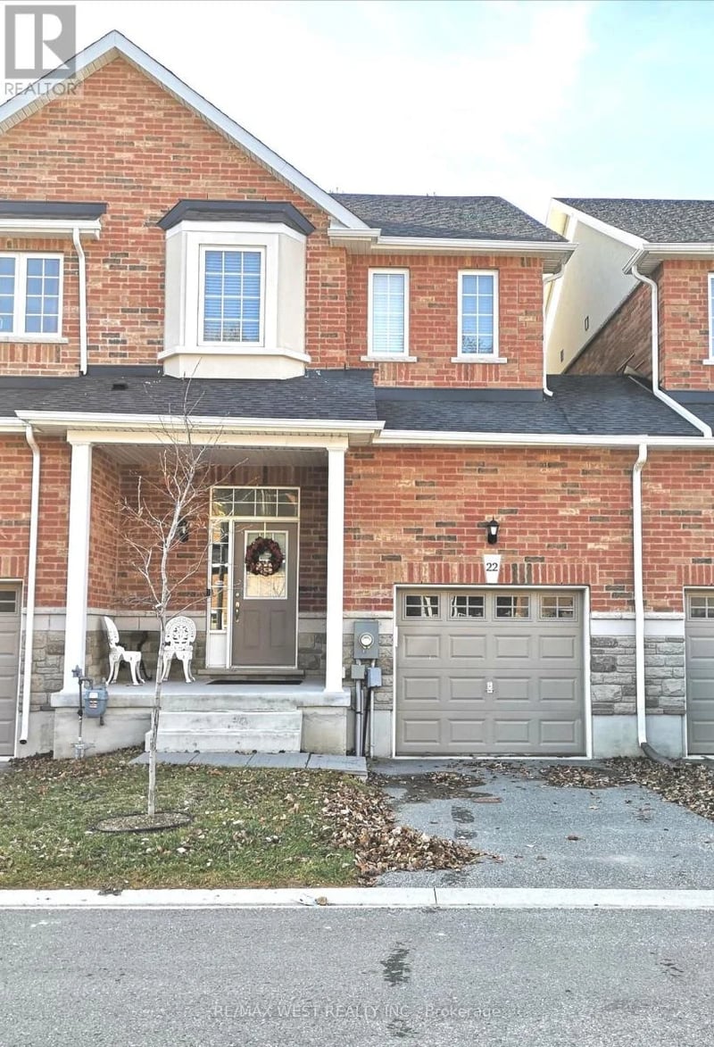22 Farewell Avenue, Wasaga Beach, Ontario, L9Z0H3, Wasaga Beach, Ontario — photo 1 of 5