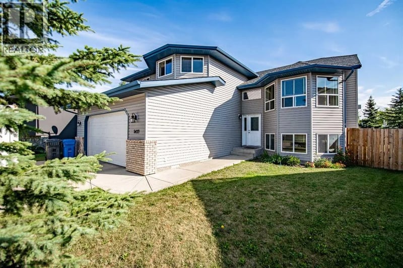 5427 52A Street, Eckville, Alberta, T0M0M0, Eckville, Alberta — photo 1 of 5