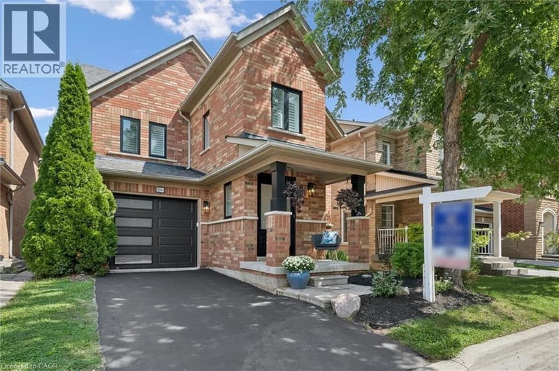 2294 SETON Crescent, Burlington, Ontario, L7L6Y4, Burlington, Ontario — photo 1 of 5