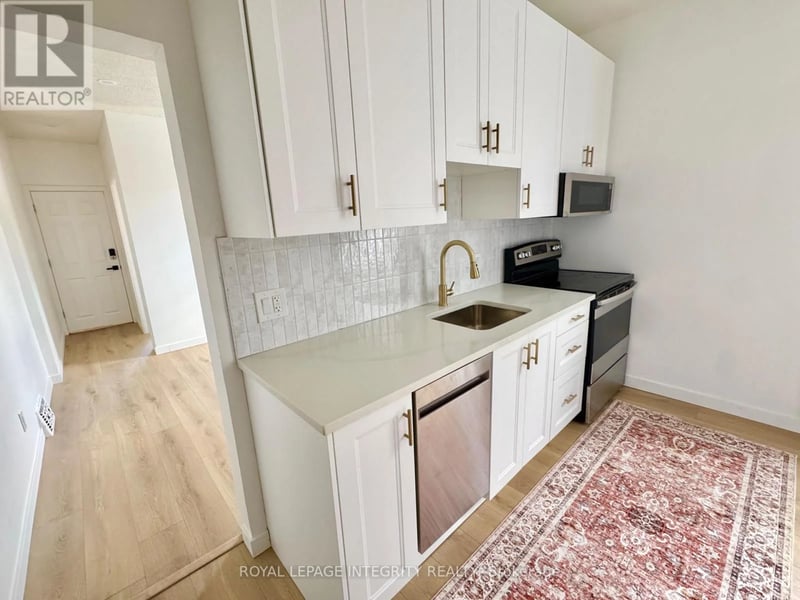 #1 920 Gladstone Avenue, Ottawa, Ontario, K1R6Y4, Ottawa, Ontario — photo 1 of 5