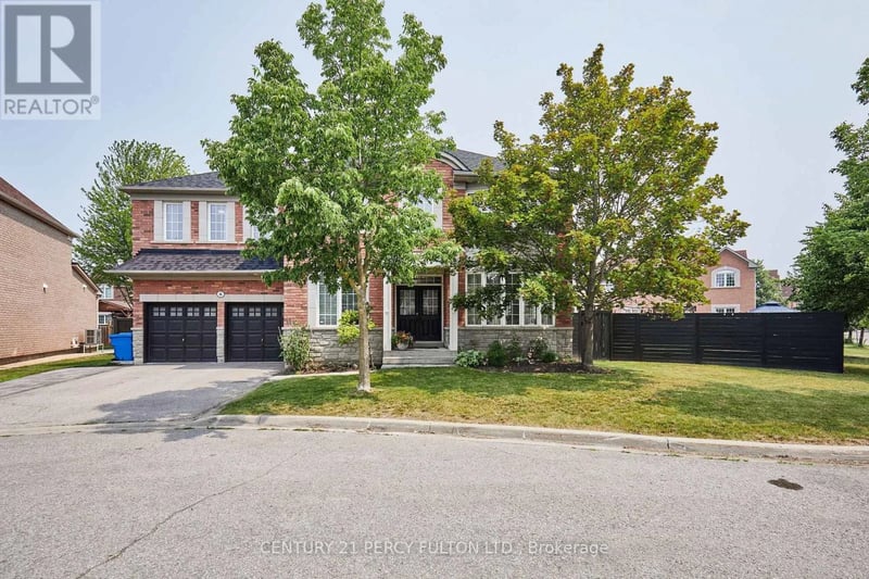 8 Mackeller Court, Ajax (Northwest Ajax), Ontario, L1T0G2, Ajax (Northwest Ajax), Ontario — photo 1 of 5