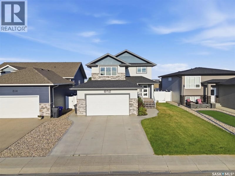 812 1st AVENUE N, Warman, Saskatchewan, S0K4S5, Warman, Saskatchewan — photo 1 of 5