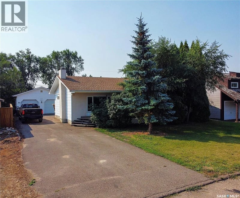 141 19th STREET, Battleford, Saskatchewan, S0M0E0, Battleford, Saskatchewan — photo 1 of 5