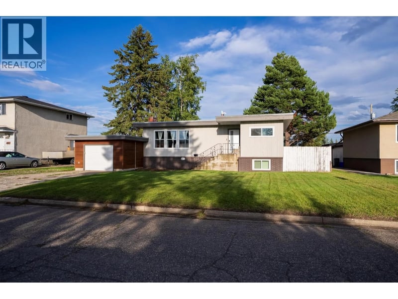 1054 HARPER Street, Prince George, British Columbia, V2M2W9, Prince George, British Columbia — photo 1 of 5