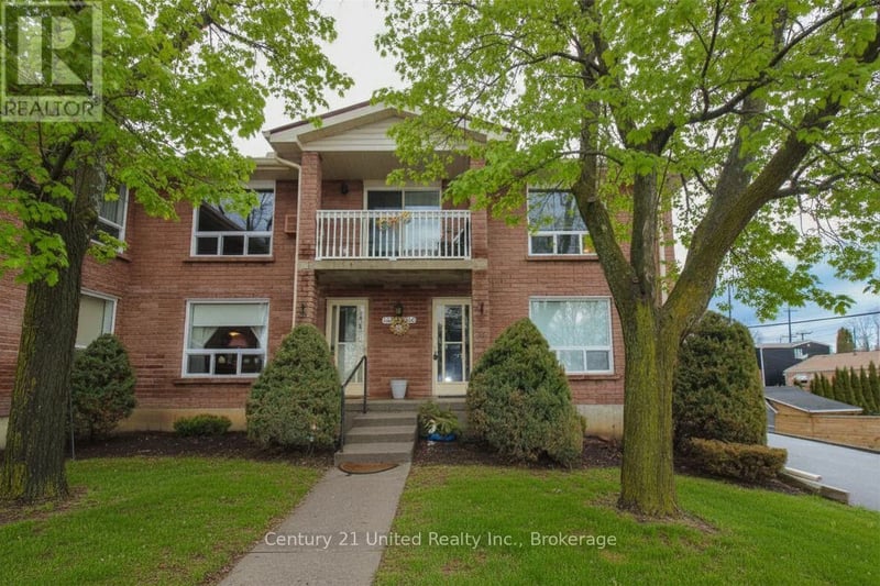 #204 1110 Clonsilla Avenue, Peterborough (Otonabee Ward 1), Ontario, K9J5Y5, Peterborough (Otonabee Ward 1), Ontario — photo 1 of 5
