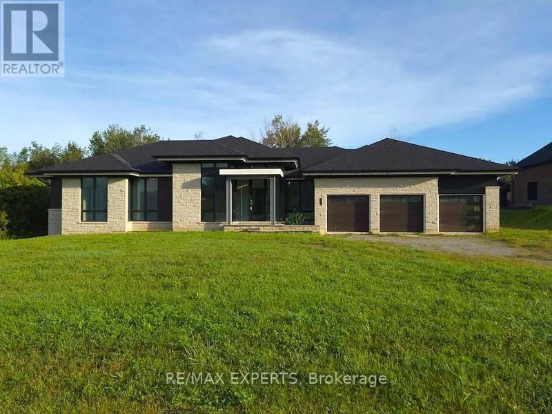130 Dale Crescent, Bradford West Gwillimbury, Ontario, L0L1L0, Bradford West Gwillimbury, Ontario — photo 1 of 5