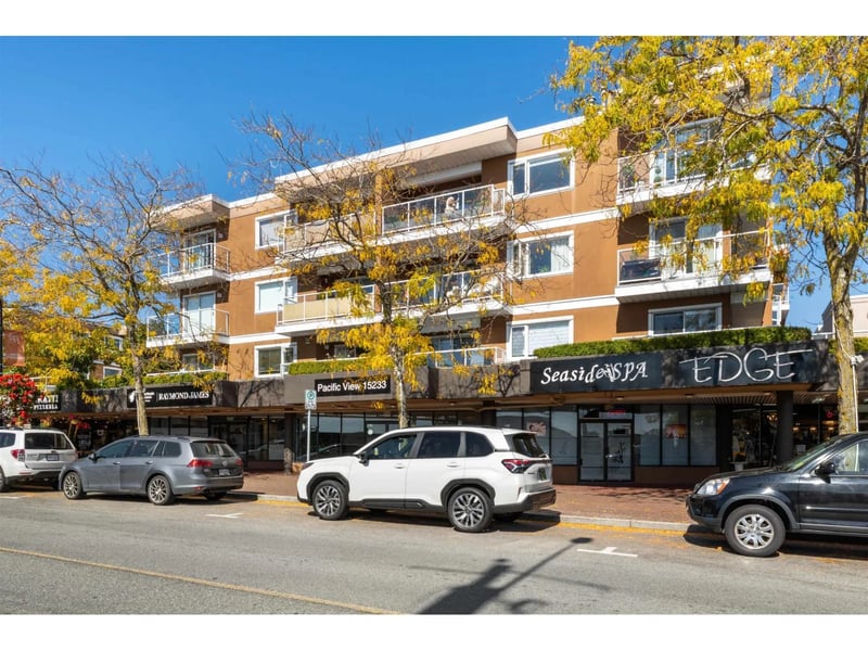 #306 15233 PACIFIC Avenue, White Rock, British Columbia, V4B1P8, White Rock, British Columbia — photo 1 of 5