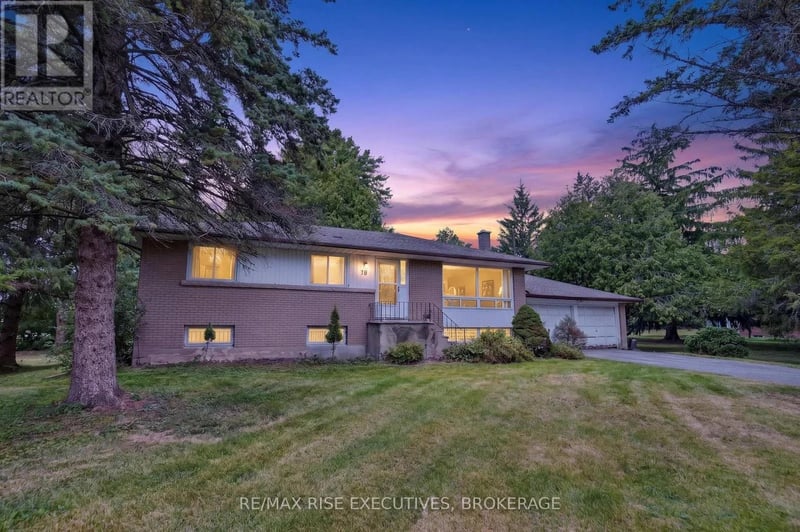 18 Dalgleish Avenue, Kingston (Kingston East (Incl Barret Crt)), Ontario, K7K5H6, Kingston (Kingston East (Incl Barret Crt)), Ontario — photo 1 of 5