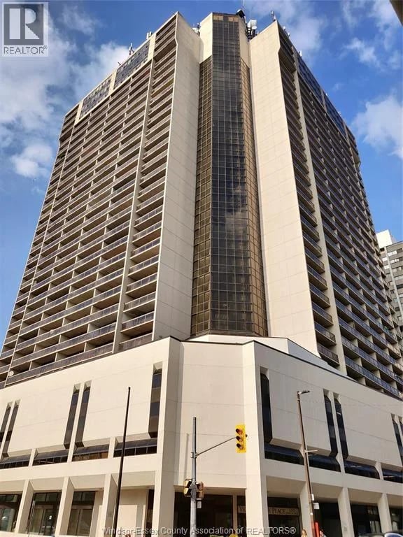 #2315 150 Park, Windsor, Ontario, N9A7A2, Windsor, Ontario — photo 1 of 5