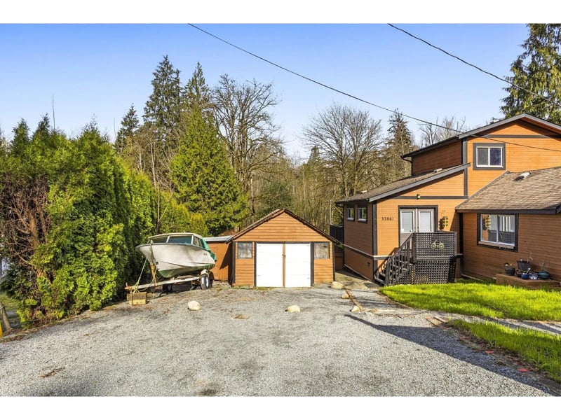 33861 PRENTIS Avenue, Mission, British Columbia, V2V2J7, Mission, British Columbia — photo 1 of 5