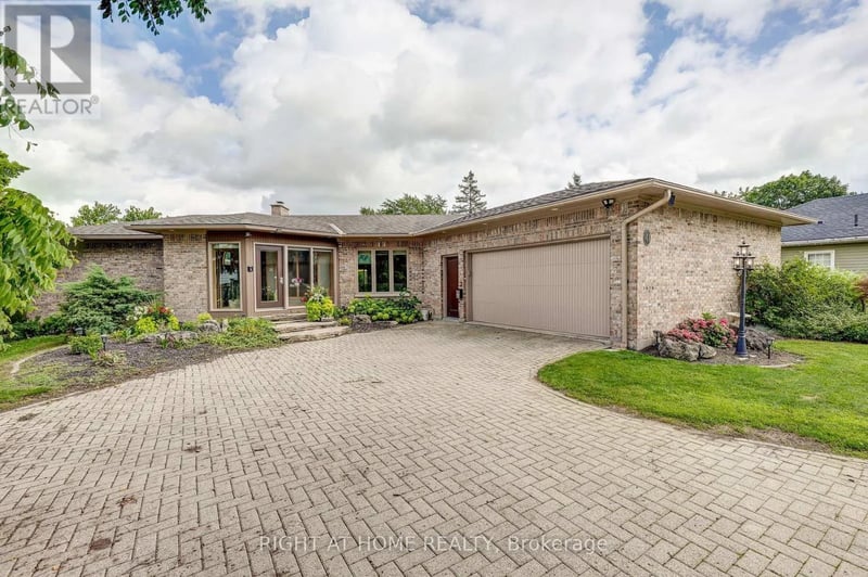 41 Goshen Street South, Bluewater (Zurich), Ontario, N0M1T0, Bluewater (Zurich), Ontario — photo 1 of 5