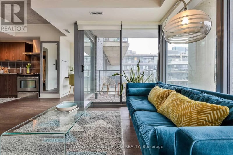 #819 95 Bathurst Street, Toronto (Waterfront Communities), Ontario, M5V0H7, Toronto (Waterfront Communities), Ontario — photo 1 of 5