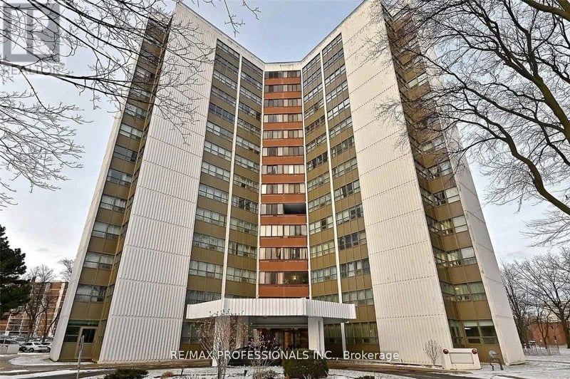 #802 2323 Confederation Parkway, Mississauga (Cooksville), Ontario, L5B1R6, Mississauga (Cooksville), Ontario — photo 1 of 5
