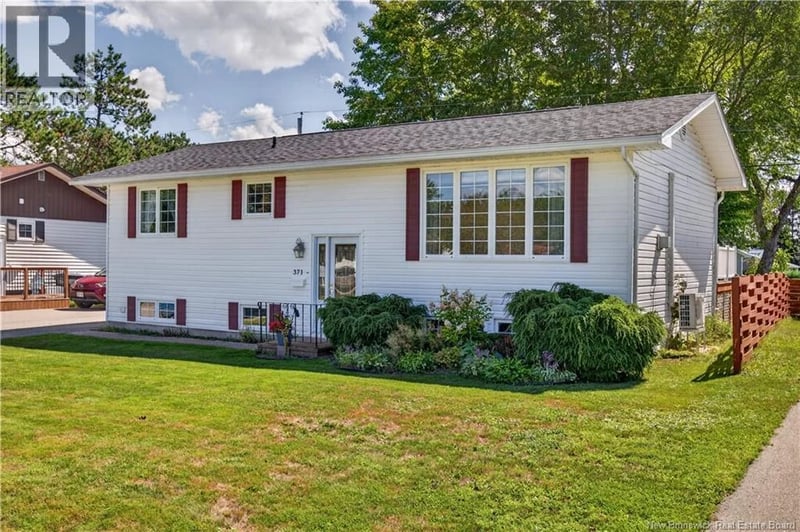 371 Highplain Crescent, Miramichi, New Brunswick, E1V1B3, Miramichi, New Brunswick — photo 1 of 5