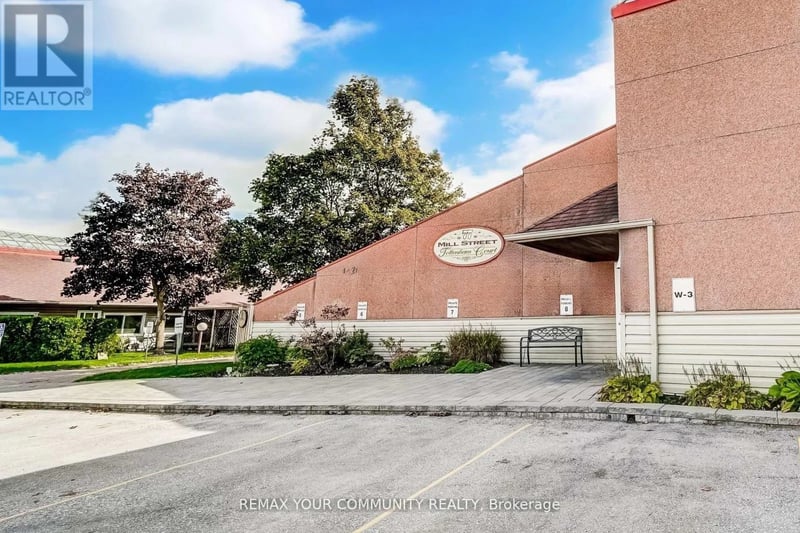 #3 77 Mill Street, New Tecumseth (Tottenham), Ontario, L0G1W0, New Tecumseth (Tottenham), Ontario — photo 1 of 5